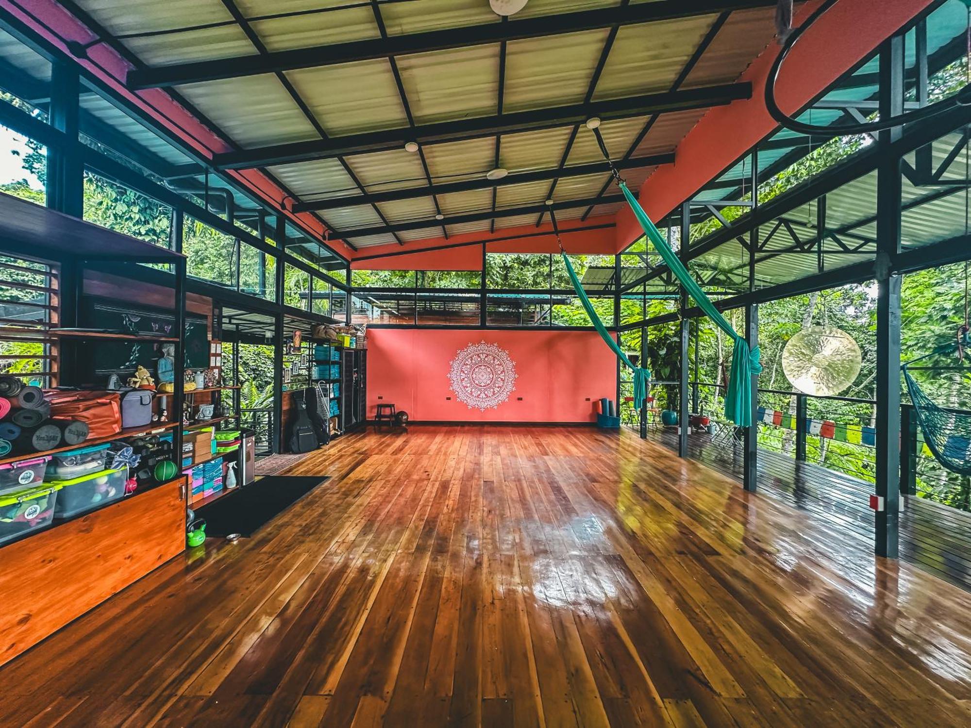Selva Madre Eco-Sanctuary Aparthotel กาอุยตา ภายนอก รูปภาพ